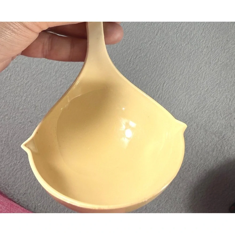 Vintage EKCO USA Nylon Soup Ladle Cream Kitchen Utensil 70s‎ Dishwasher Safe